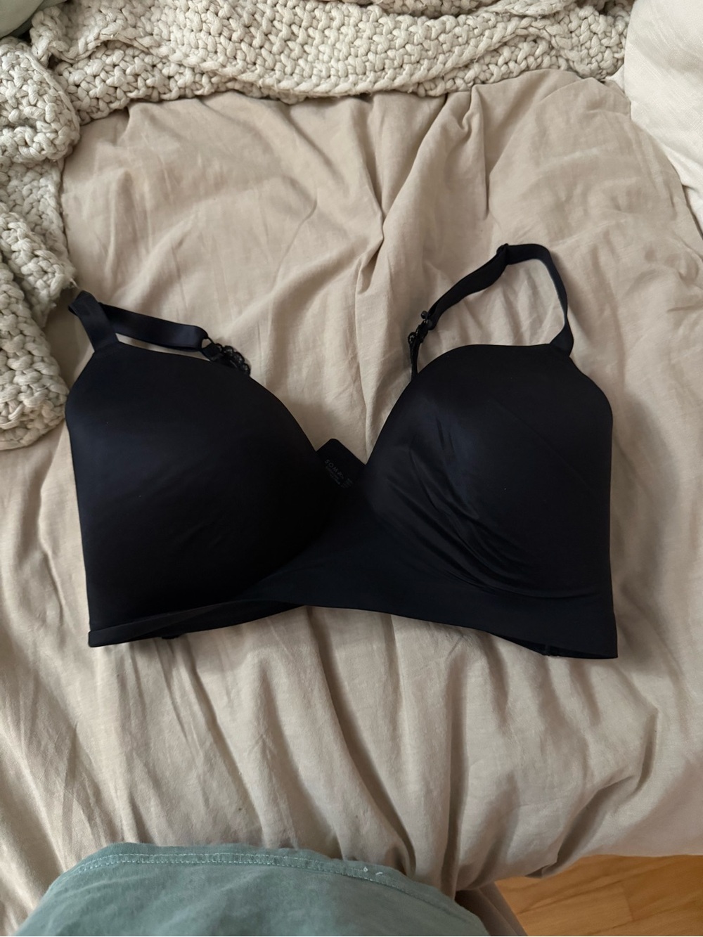 Soma Black Wireless Smooth T-Shirt Bra